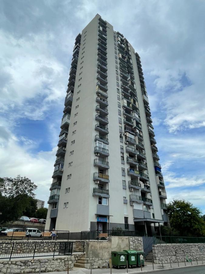 Apartment With Amazing City View Rijeka Exterior photo