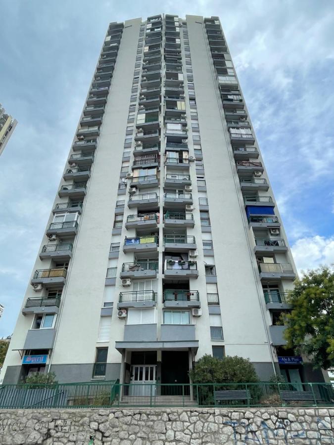 Apartment With Amazing City View Rijeka Exterior photo